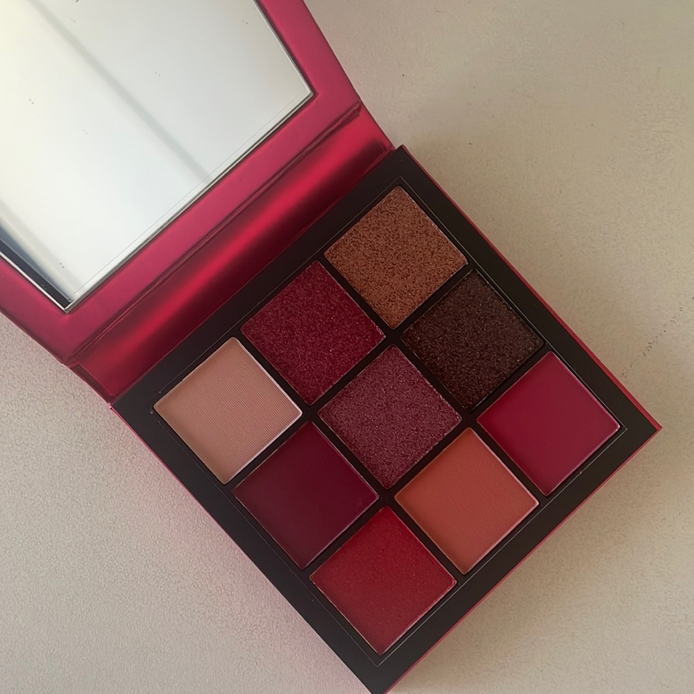 Brand new Hudabeauty palette